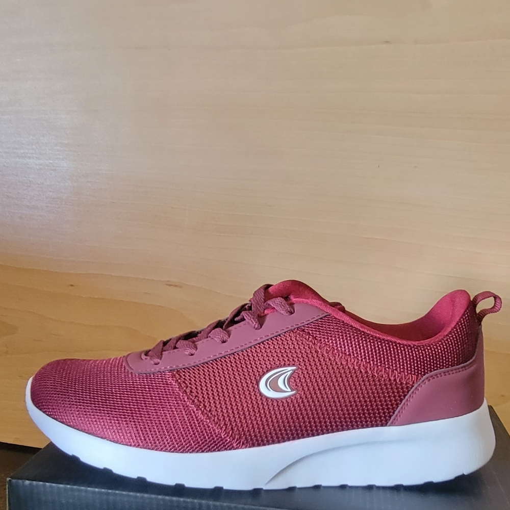 J REPUBLIC SNEAKERS